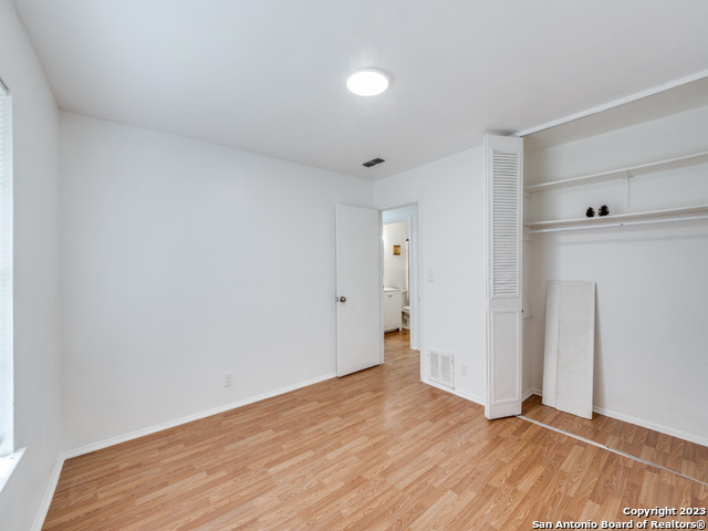 Listing photo id 24 for 7330 Glen Cross Dr