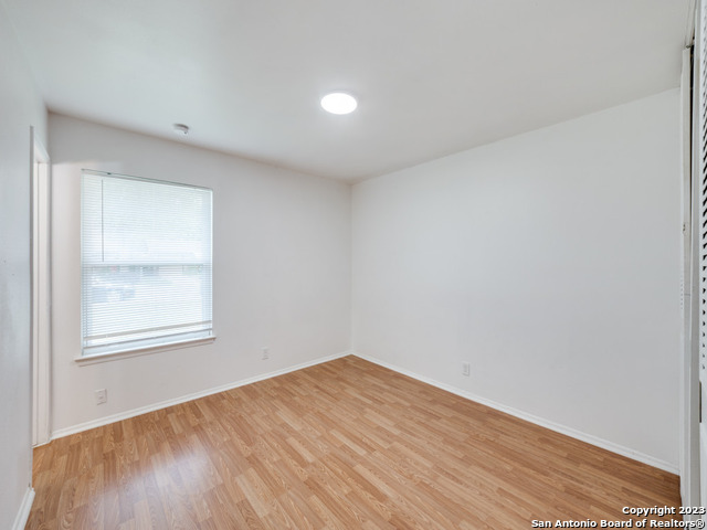 Listing photo id 25 for 7330 Glen Cross Dr