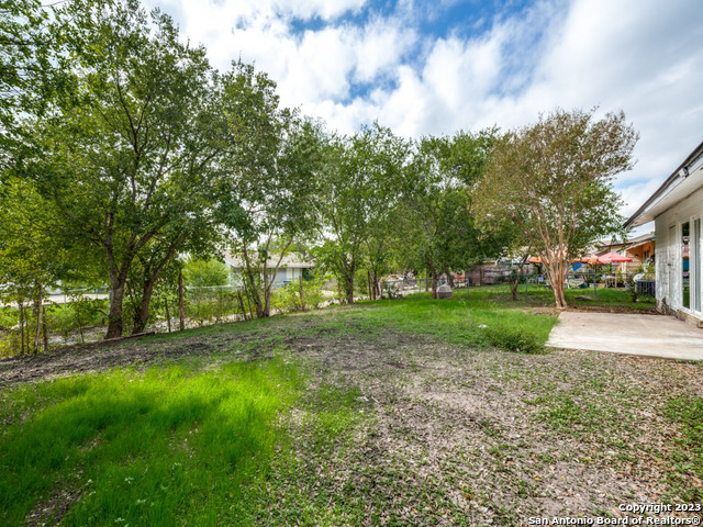 Listing photo id 30 for 7330 Glen Cross Dr