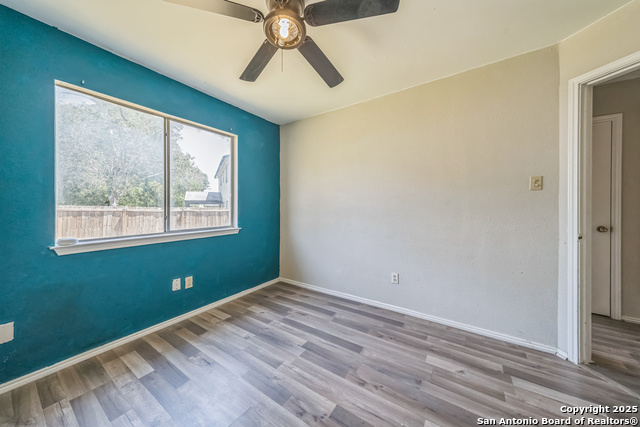 Image 16 of 18 For 3501 Ridge Knoll St