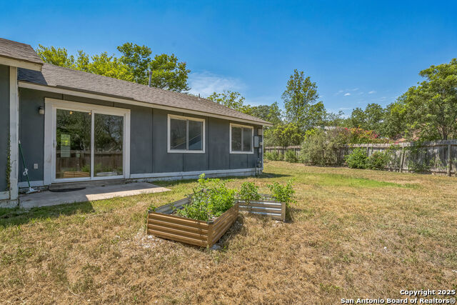 Image 17 of 18 For 3501 Ridge Knoll St