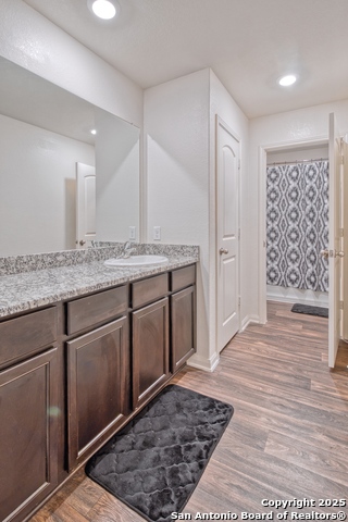 Image 22 of 27 For 4010 Leighton Hbr