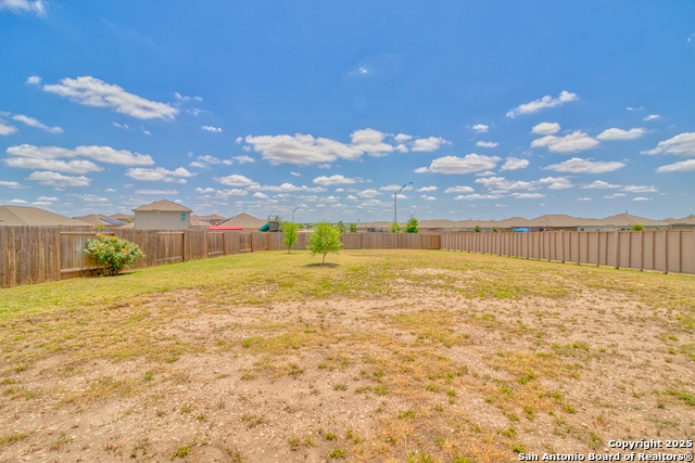 Image 26 of 27 For 4010 Leighton Hbr