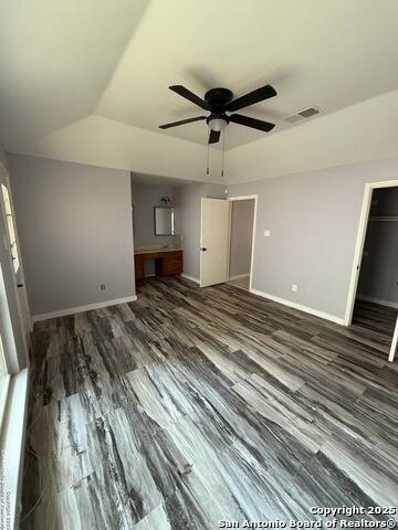 Image 11 of 21 For 9519 Brook Green