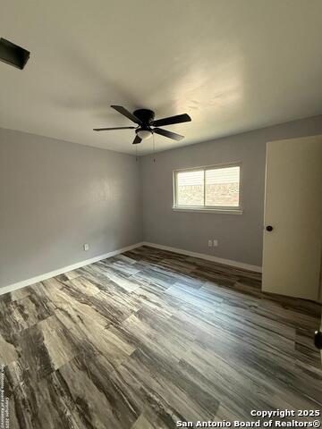 Image 15 of 21 For 9519 Brook Green