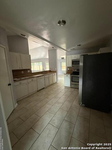 Image 7 of 21 For 9519 Brook Green