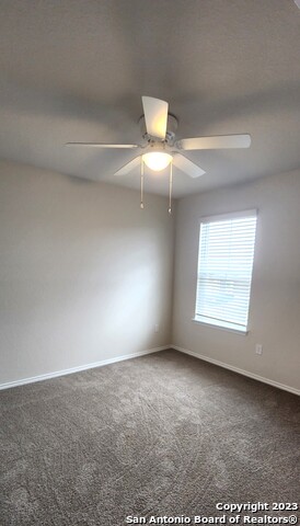 Listing photo id 11 for 5210 Scoria Trail