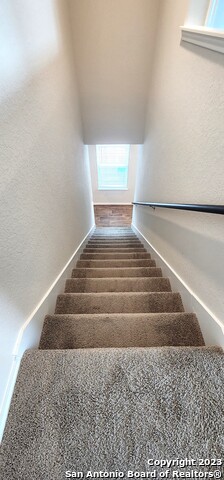 Listing photo id 13 for 5210 Scoria Trail