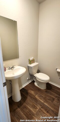 Listing photo id 2 for 5210 Scoria Trail