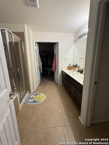 Image 7 of 12 For 714 Halogen Way