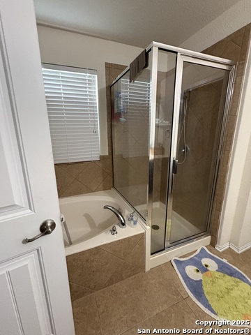 Image 8 of 12 For 714 Halogen Way