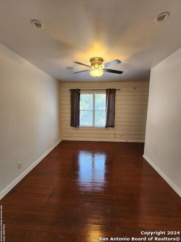 Listing photo id 0 for 217 Natalen Ave  2