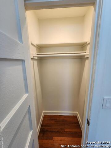 Listing photo id 5 for 217 Natalen Ave  2