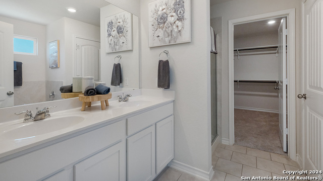 Image 14 of 47 For 14723 Sabine Loop Road