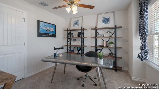 Image 18 of 47 For 14723 Sabine Loop Road