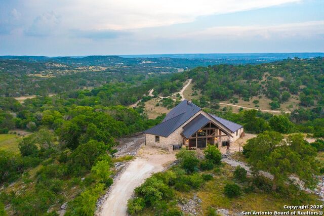Details for 225 Valley View Rd, Comfort, TX 78013