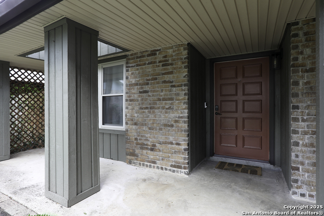 Image 2 of 49 For 8406 Timber Crest