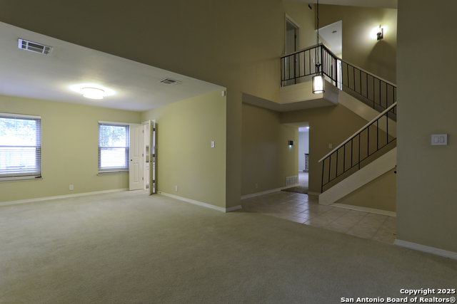 Image 3 of 49 For 8406 Timber Crest