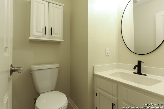 Image 31 of 49 For 8406 Timber Crest