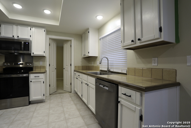 Image 6 of 49 For 8406 Timber Crest