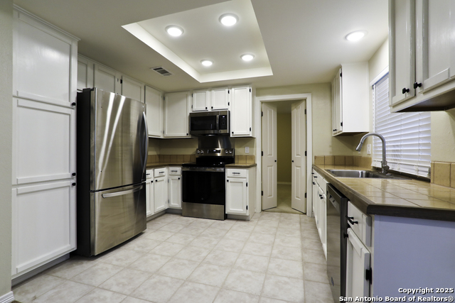 Image 7 of 49 For 8406 Timber Crest