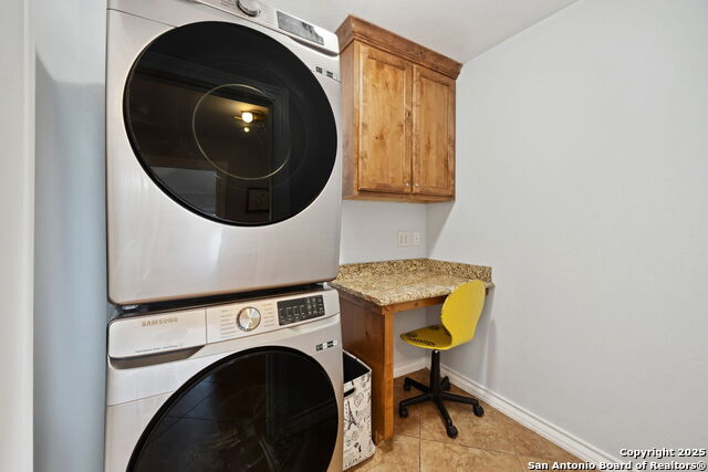 Listing photo id 19 for 632 Lasso Loop