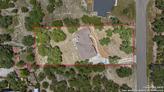 Listing photo id 22 for 632 Lasso Loop