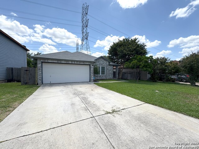 Image 2 of 15 For 8034 Chestnut Ash Dr