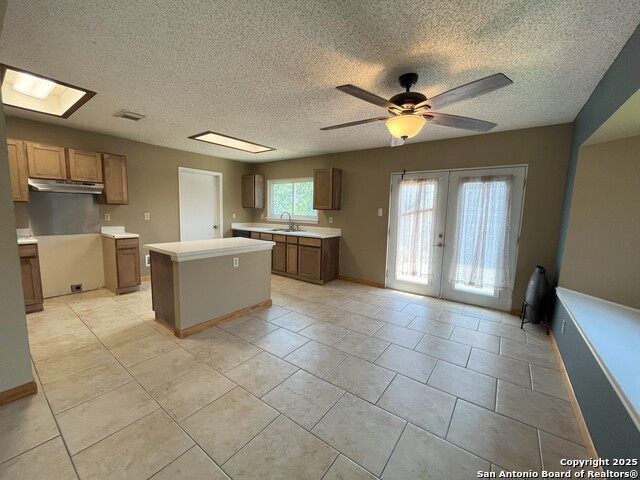 Image 5 of 15 For 8034 Chestnut Ash Dr