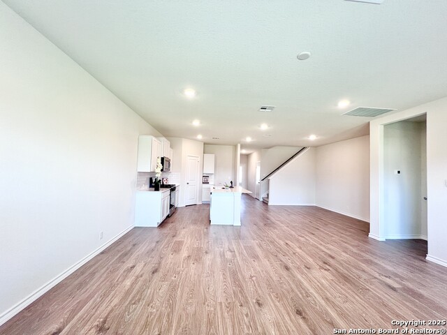 Listing photo id 22 for 21109 Watercourse Way
