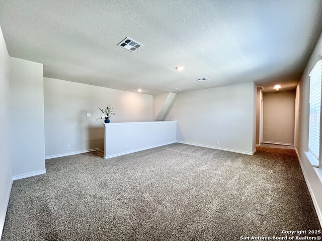 Listing photo id 33 for 21109 Watercourse Way