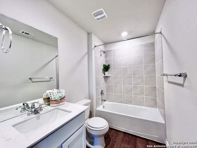 Listing photo id 38 for 21109 Watercourse Way