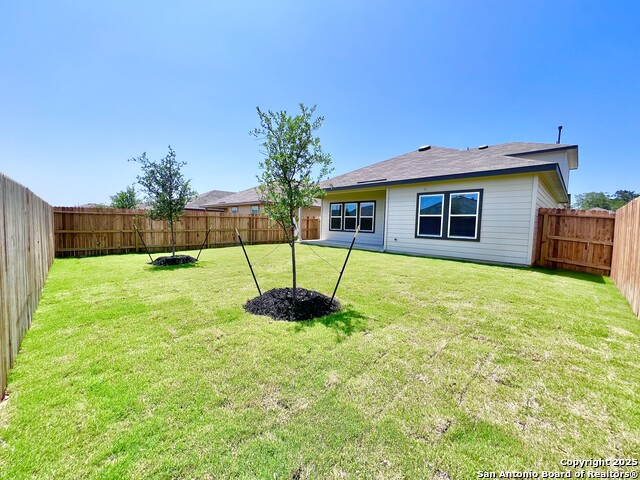 Listing photo id 41 for 21109 Watercourse Way
