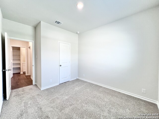 Listing photo id 3 for 21109 Watercourse Way