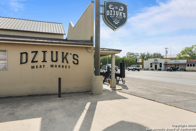 Image 14 of 35 For 193 Mountain Oak