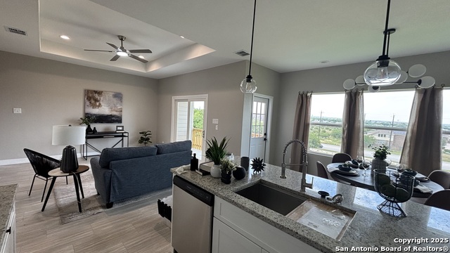 Image 11 of 25 For 7919 Deerfield Blvd.