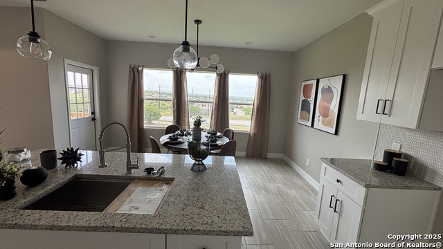 Image 12 of 25 For 7919 Deerfield Blvd.