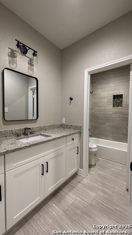 Image 18 of 25 For 7919 Deerfield Blvd.