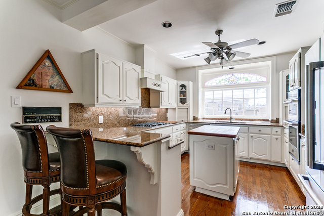 Listing photo id 15 for 254 Summit E