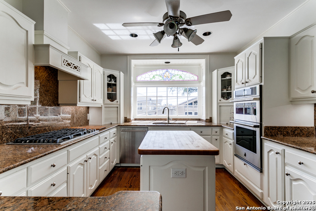 Listing photo id 17 for 254 Summit E