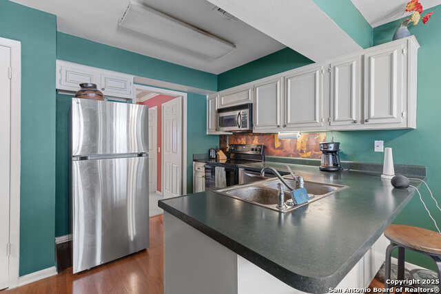 Image 7 of 15 For 5359 Fredericksburg  804