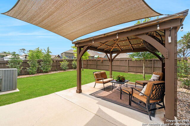Image 32 of 38 For 336 Salz Way