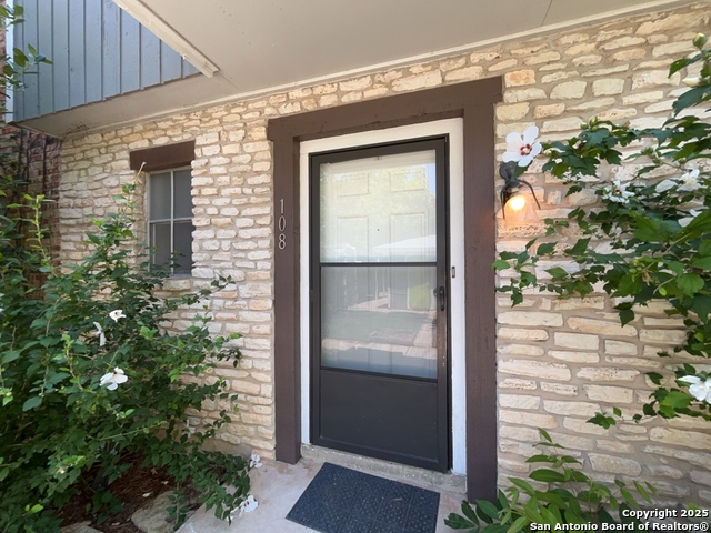 Image 31 of 33 For 311 San Antonio Ave E 108