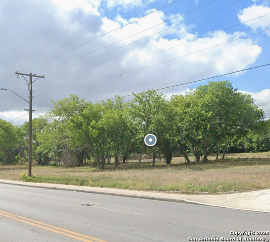 Listing photo id 1 for 3602 Eisenhauer