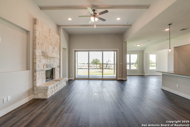 Image 12 of 48 For 5306 Estates Oak