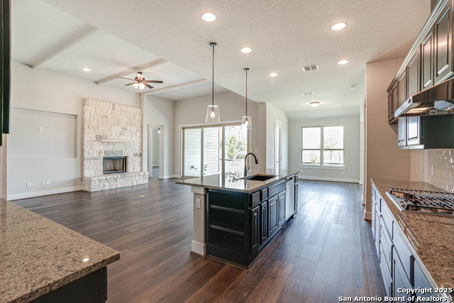 Image 23 of 48 For 5306 Estates Oak