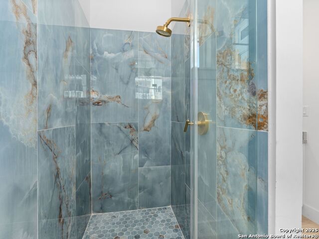 Listing photo id 13 for 506 Sunrise Ave