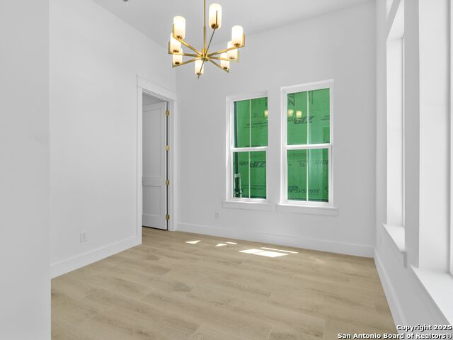 Listing photo id 14 for 506 Sunrise Ave