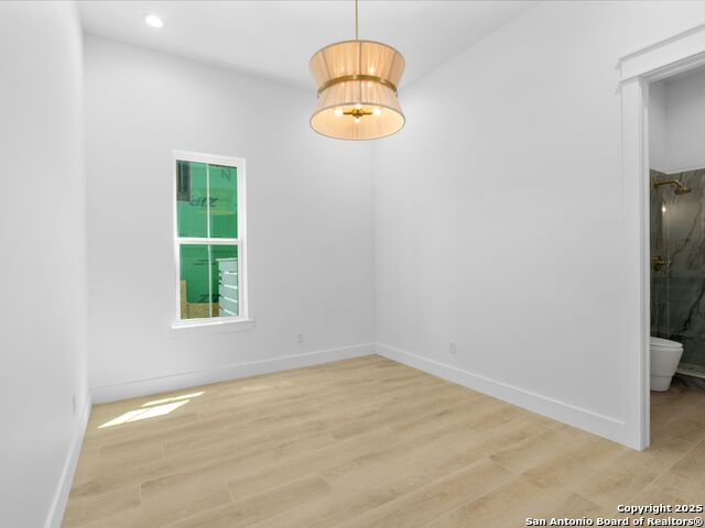 Listing photo id 17 for 506 Sunrise Ave