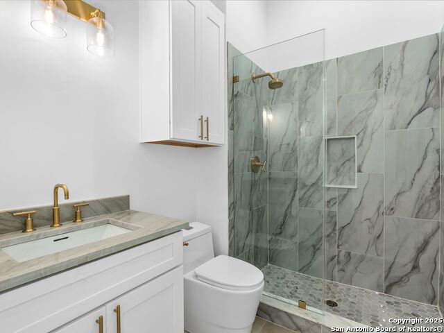 Listing photo id 18 for 506 Sunrise Ave